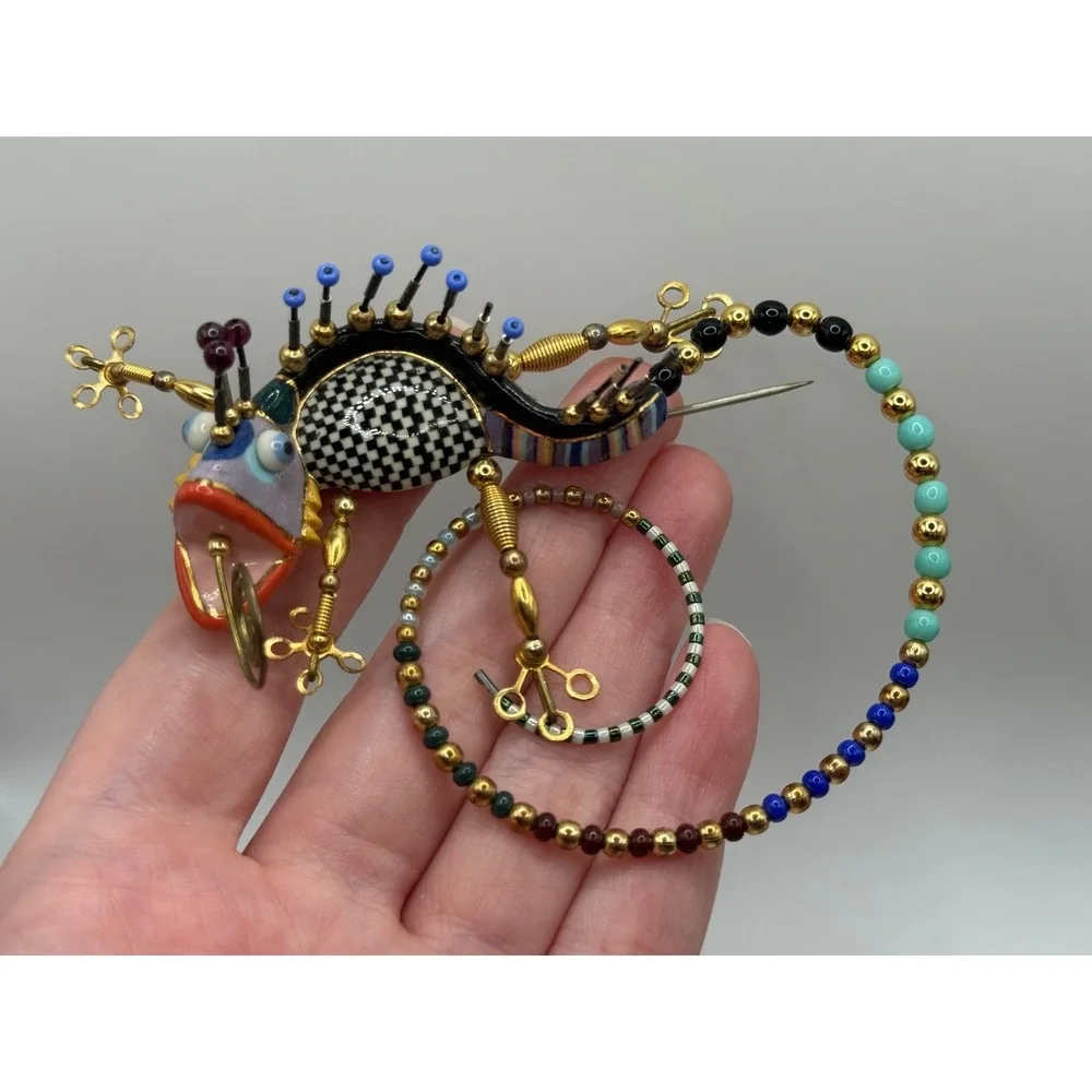 Jewelry 10 Cynthia Chuang Glazed Porcelain Glass Beaded Lizard Pin READ